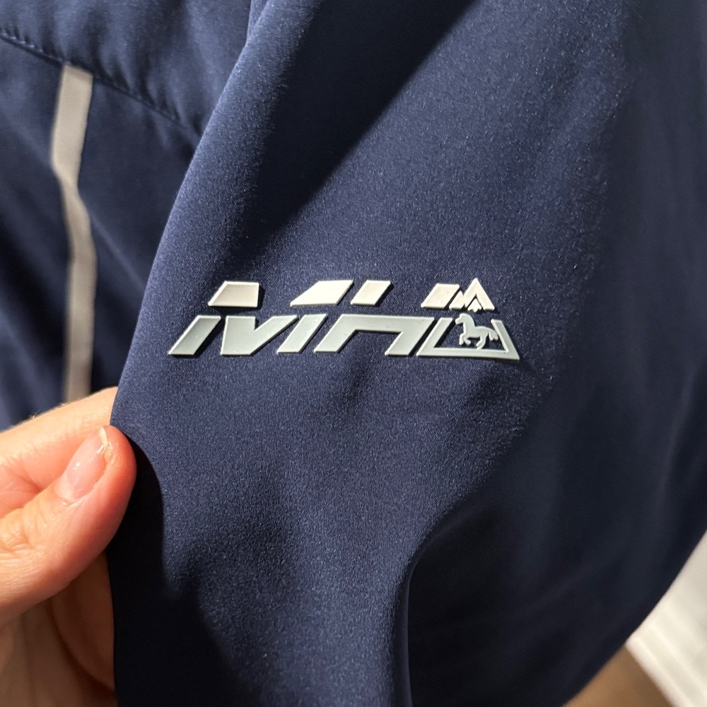 Women's Navy Softshell Jacket - Picture 4 of 11